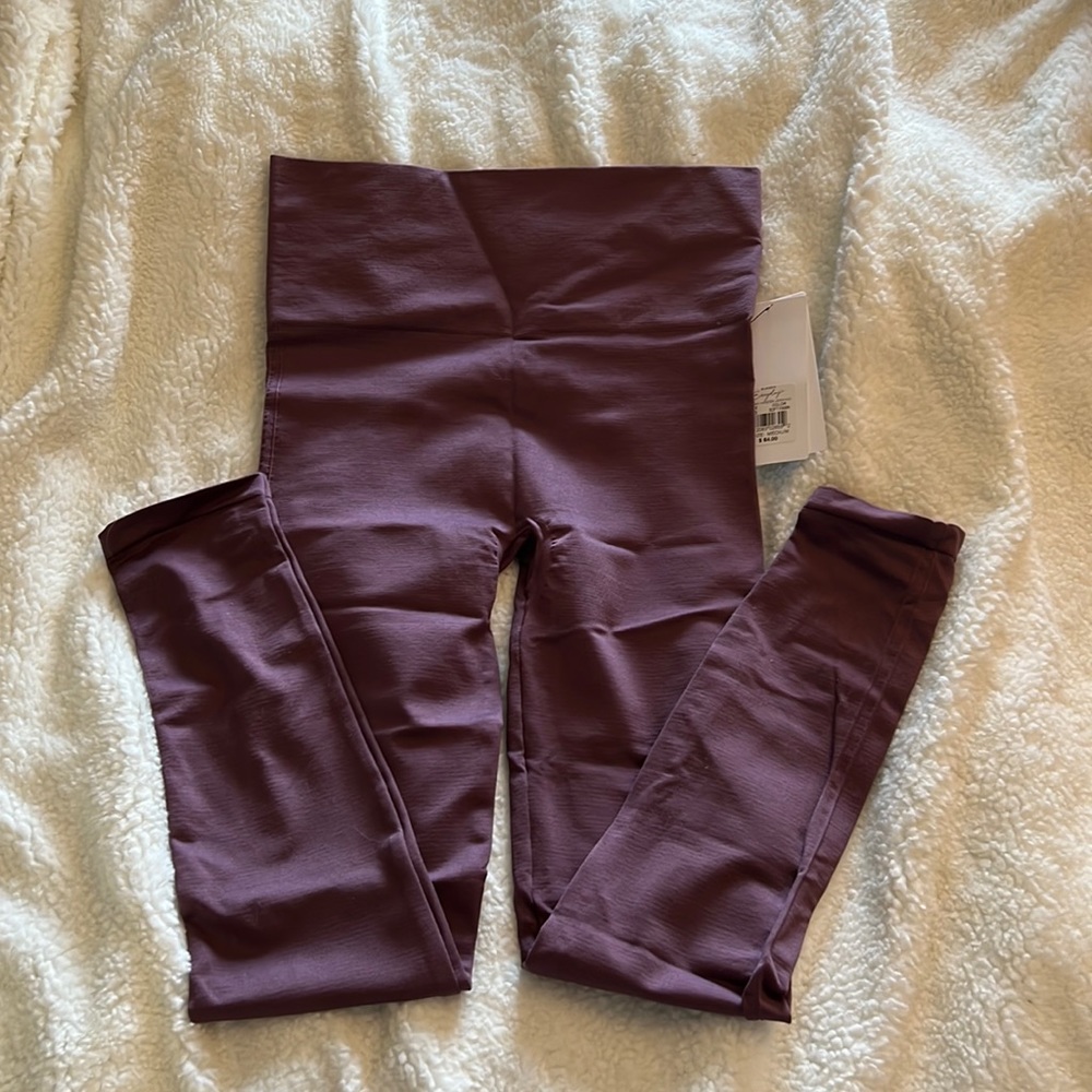 Blanqi Everyday Hipster Leggings NWT